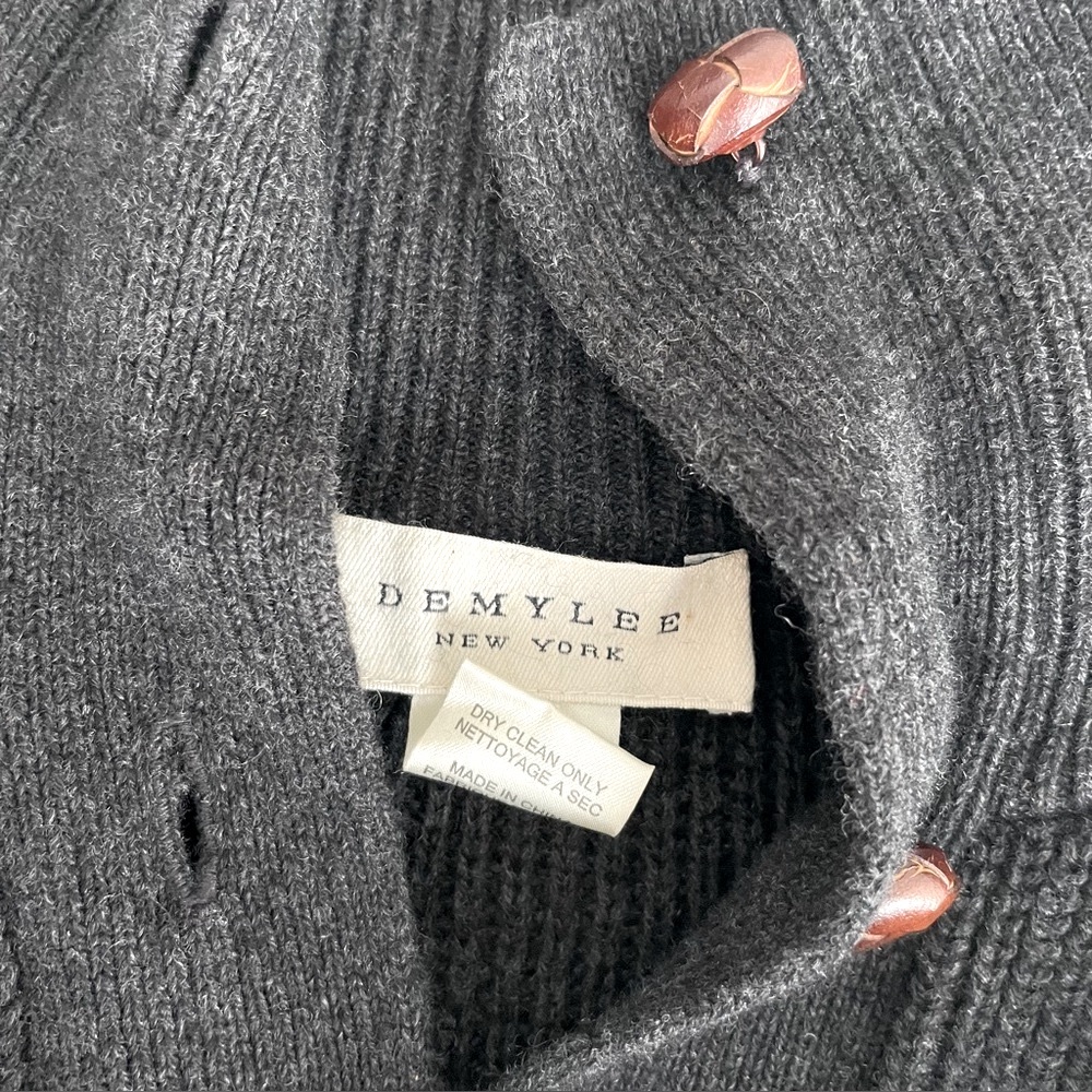 DEMYLEE Wool Cashmere Sweater Vest Cardigan with Leather Buttons - Picture 10 of 12
